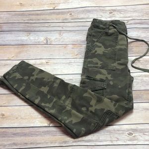 American Eagle Camo Jeans